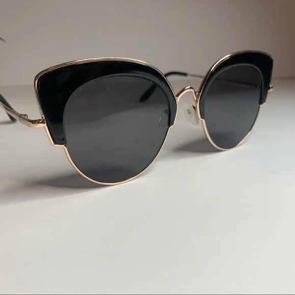 Gold/Black Cat Eye Sunglasses - Picture 1 of 11
